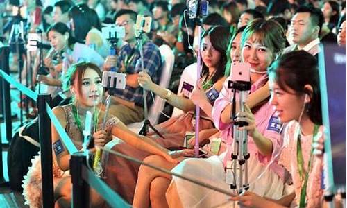 优秀股市直播主播推荐语(股票主播排名)(股票主播靠什么赚钱)_https://www.ljyuan-tech.com_创业板_第1张